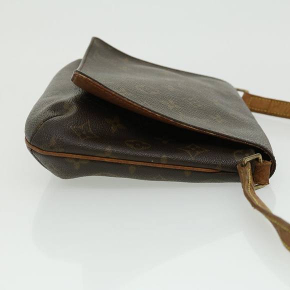 LOUIS VUITTON Musette Tango Shoulder Bag - Picture 11 of 16